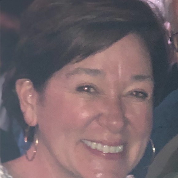 Meet your Posher, Amy - Picture 2 of 3